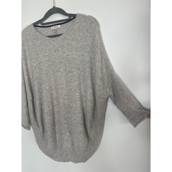 Tyler‎ Boe 100% Cashmere Curved Hem Knit Dolman Sleeve Sweater Light Gray XS - Picture 4 of 9